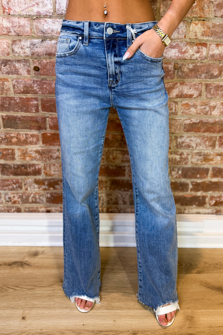 Effie Flare Jeans (Medium Wash)