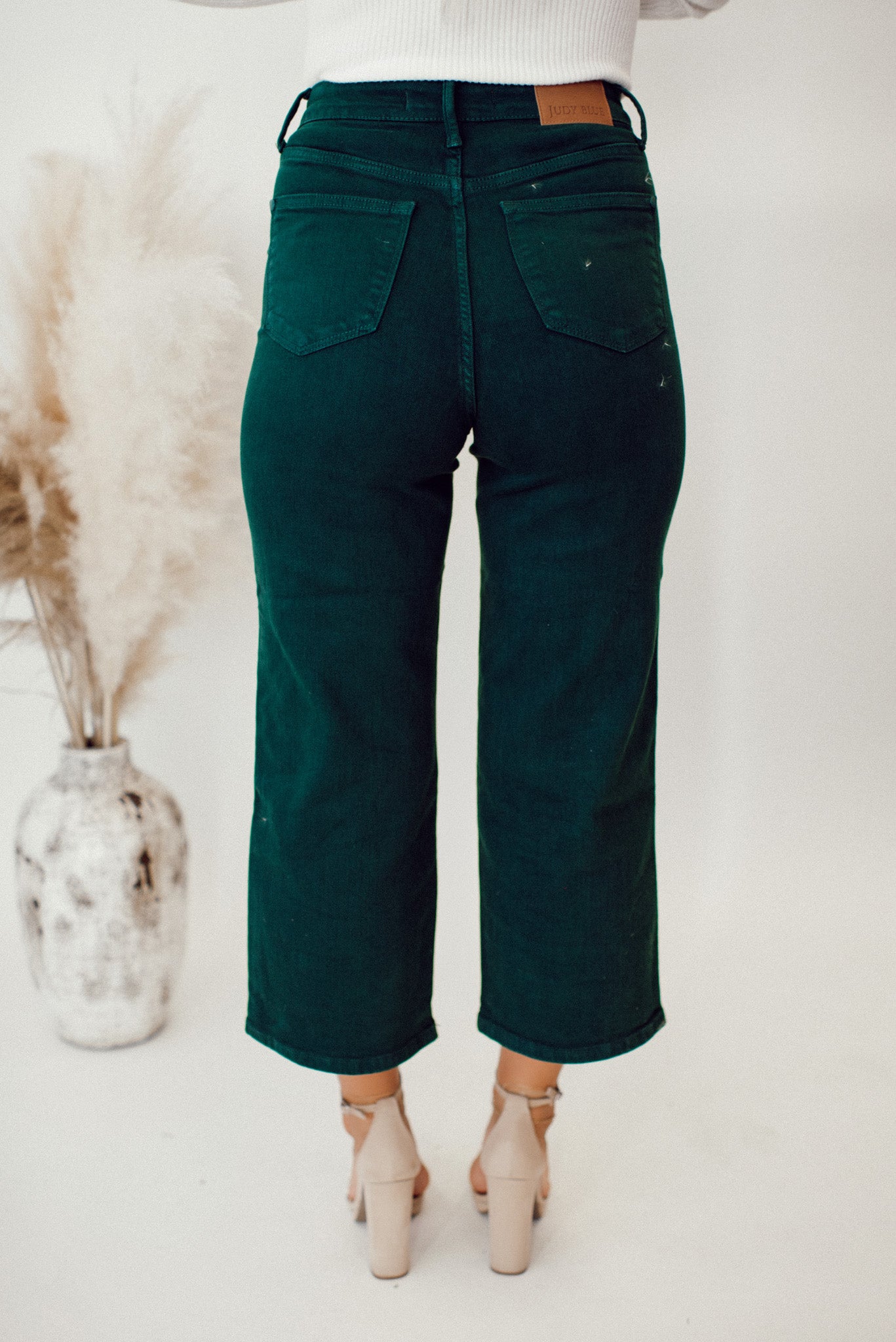Judy Blue Briar High Rise Control Top Wide Leg Crop Jeans (Teal)