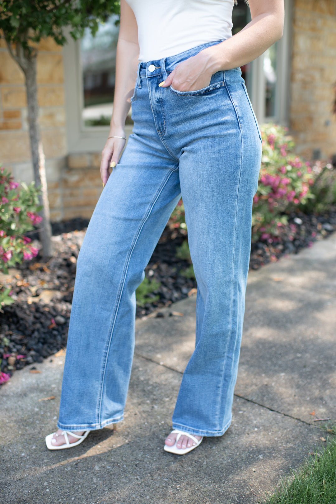 Vervet Brianne Tummy Control Wide Leg Jeans (Medium Wash)