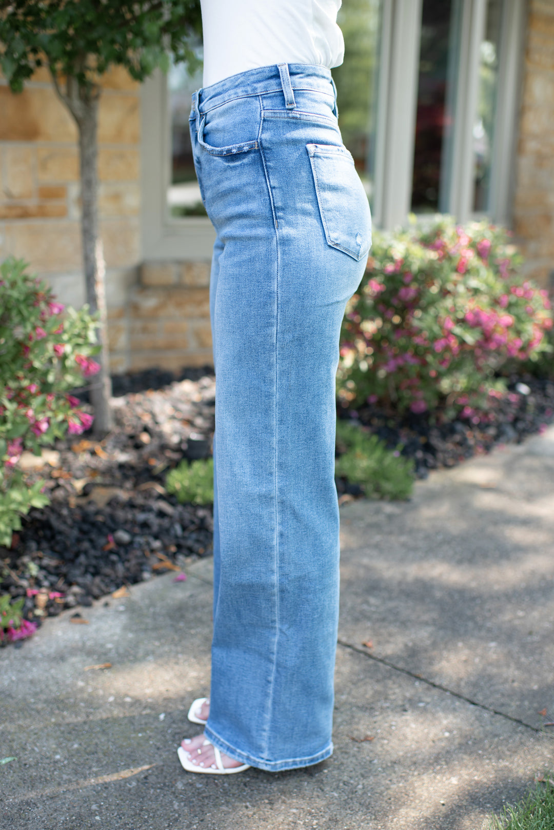 Vervet Brianne Tummy Control Wide Leg Jeans (Medium Wash)