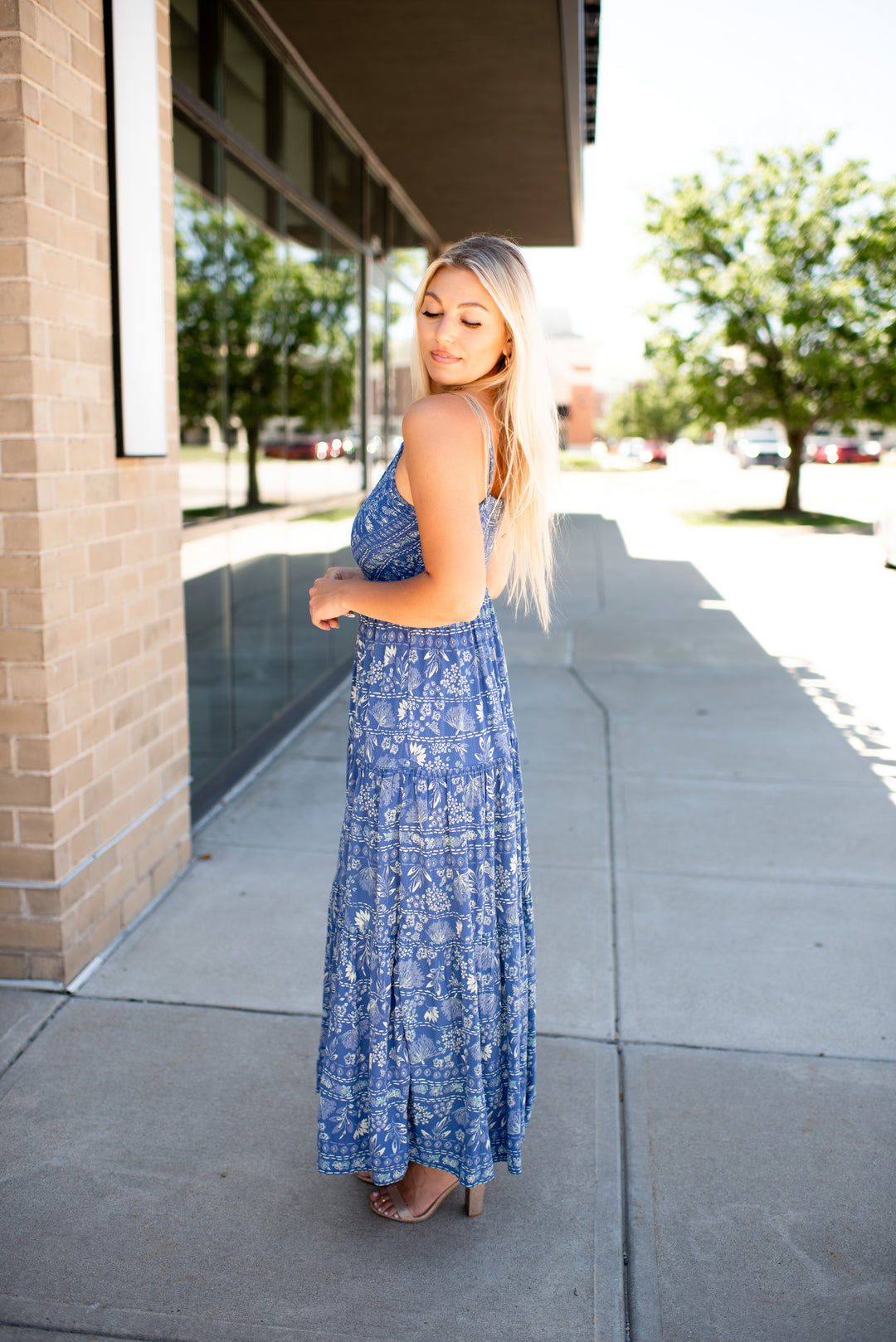 Evening Breeze Maxi Dress (Blue)