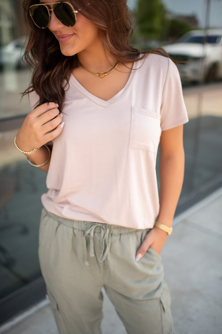 Desert Drift V-Neck Pocket Tee (Taupe)