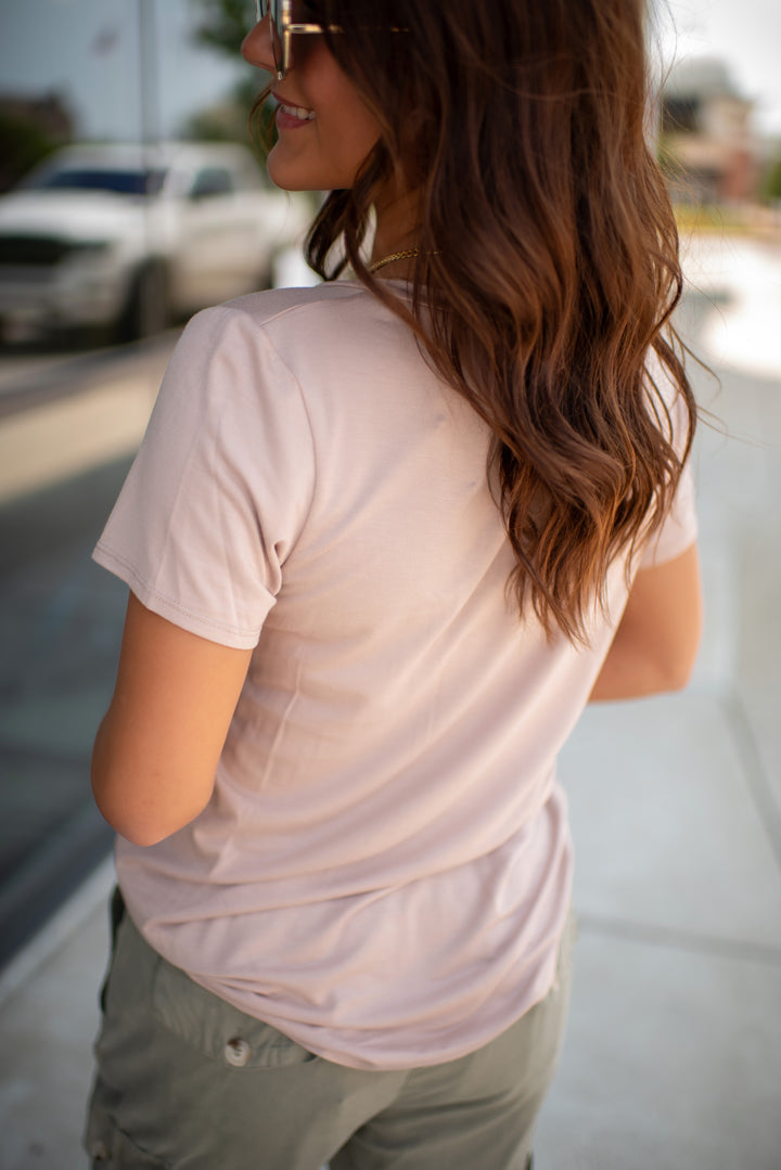 Desert Drift V-Neck Pocket Tee (Taupe)