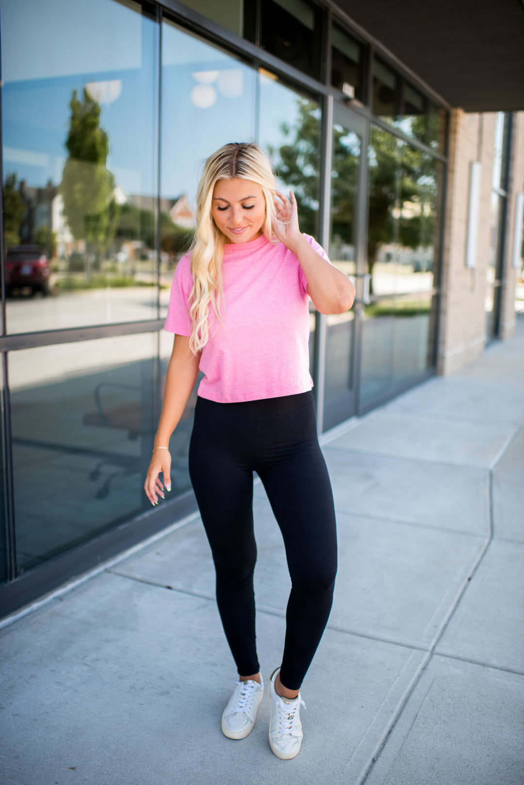 Kori Cropped Tee (Heather Fuchsia)