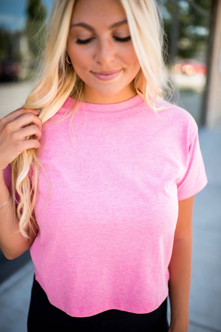 Kori Cropped Tee (Heather Fuchsia)