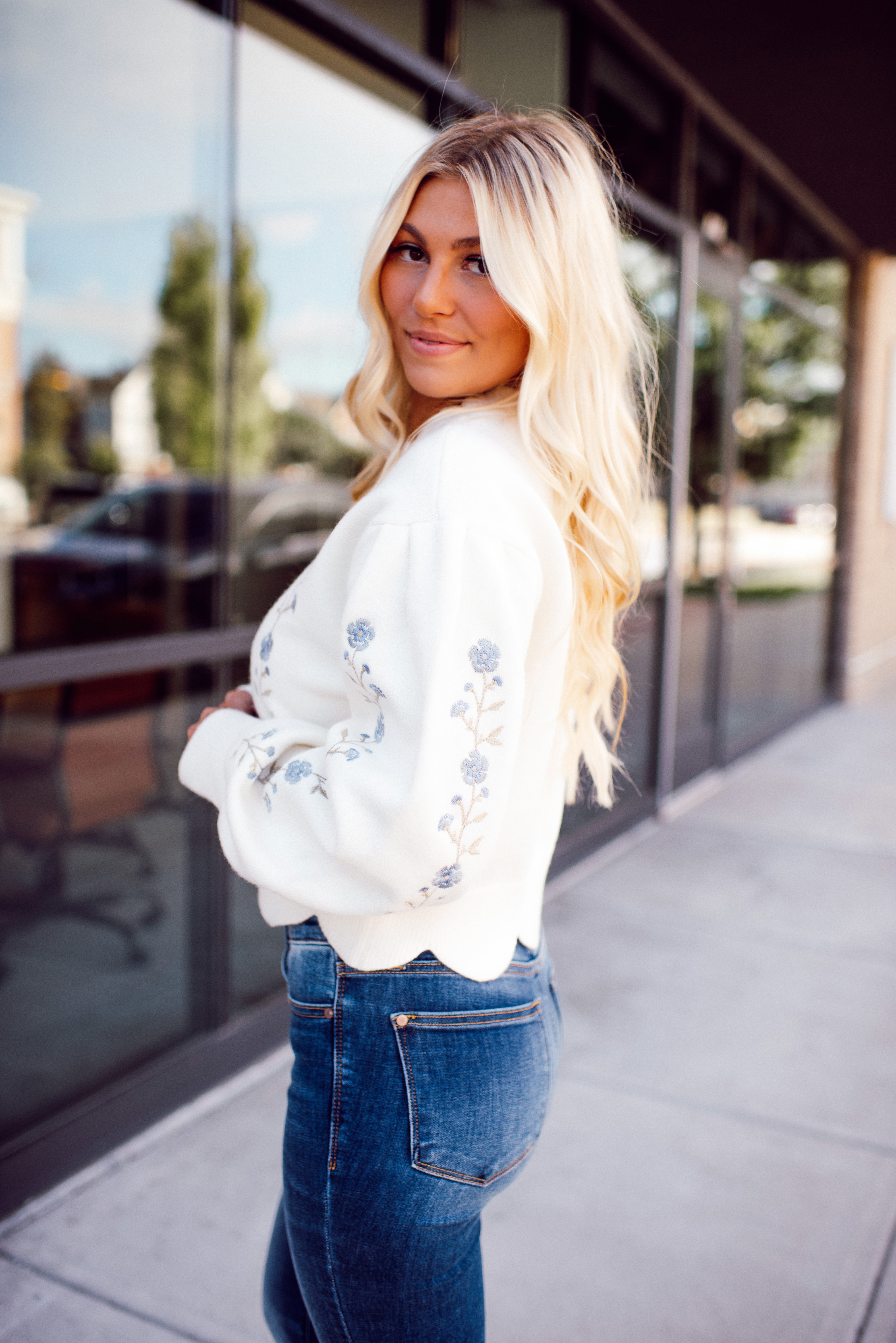 PREORDER 9.15.26 Florence Sweater (Cream) – Blue Layne Boutique