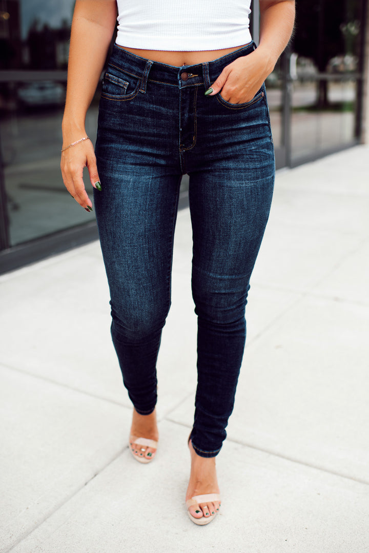 Judy Blue Salem Skinny Jeans (Dark)