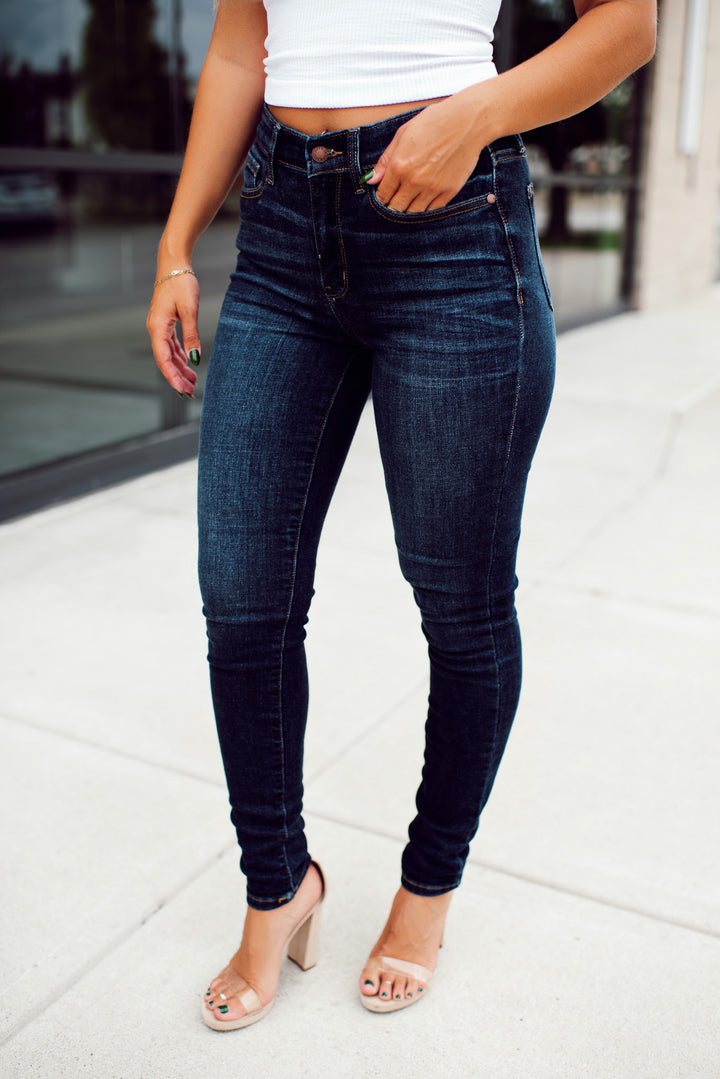 Judy Blue Salem Skinny Jeans (Dark)