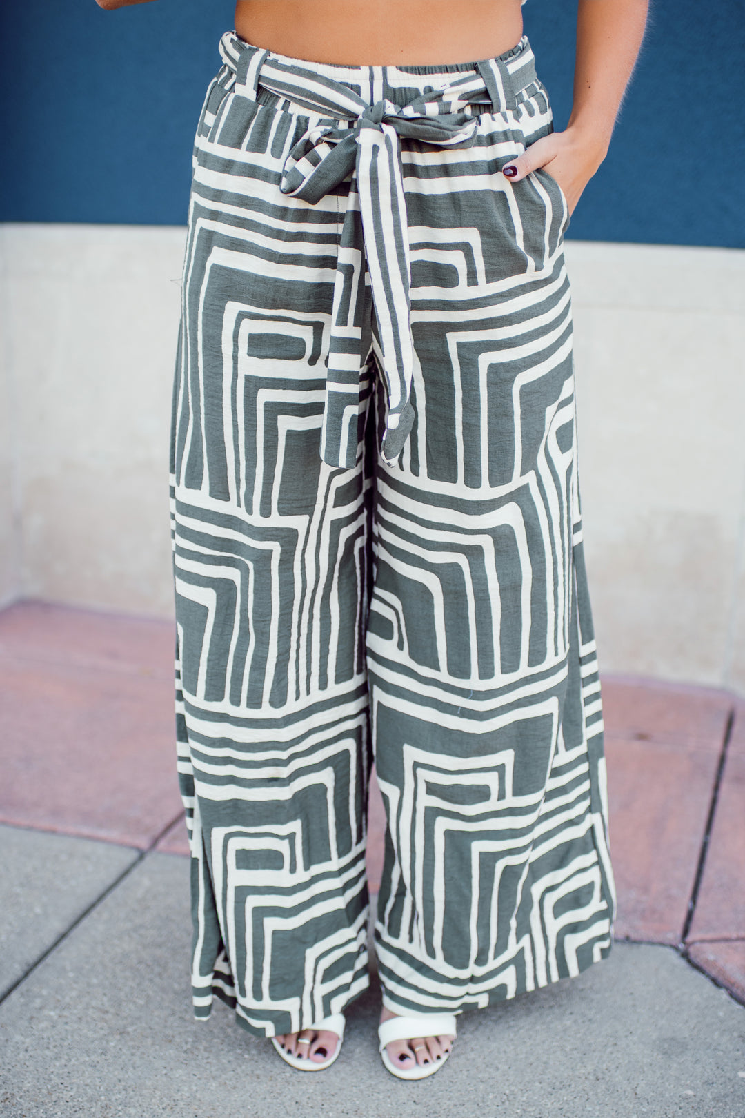 Geometric Shade Pants (Olive)