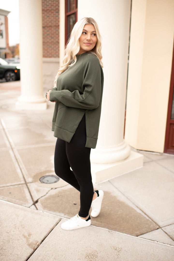 Slit Scuba Pullover (Olive)