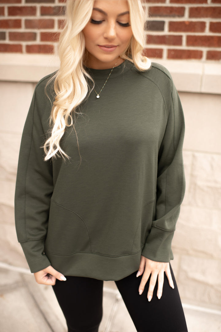 Slit Scuba Pullover (Olive)