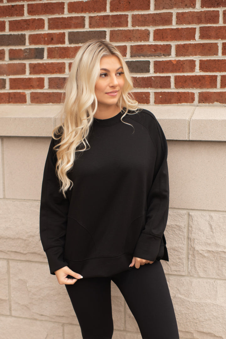 Slit Scuba Pullover (Black)