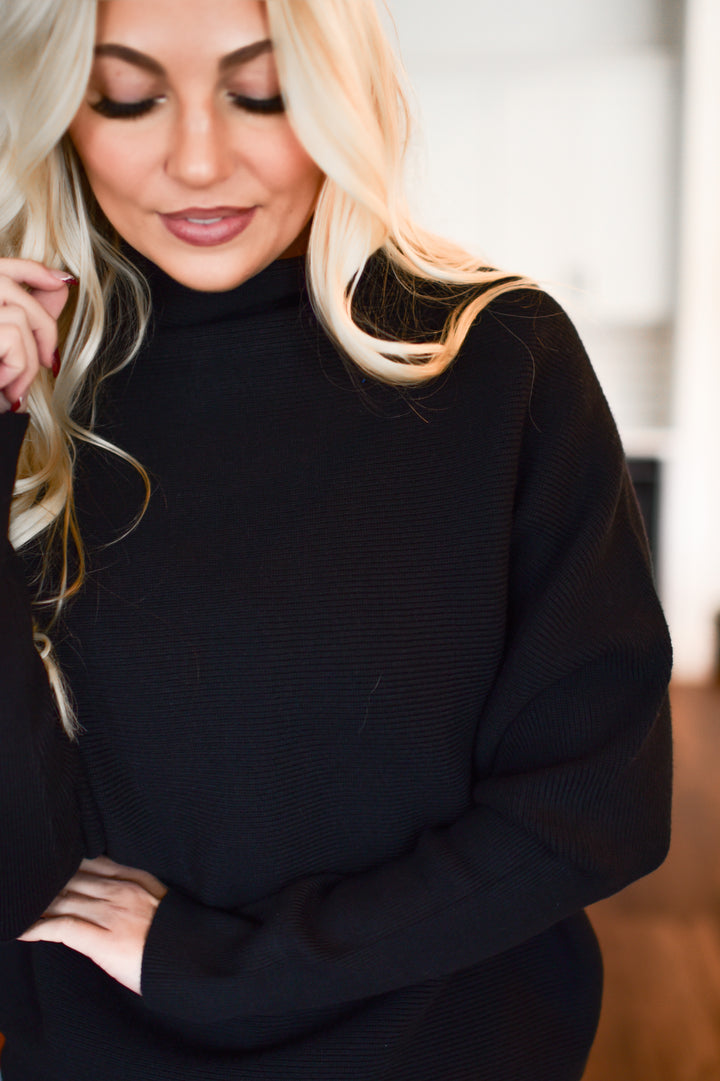 Off-Duty Mock Neck Sweater (Black)