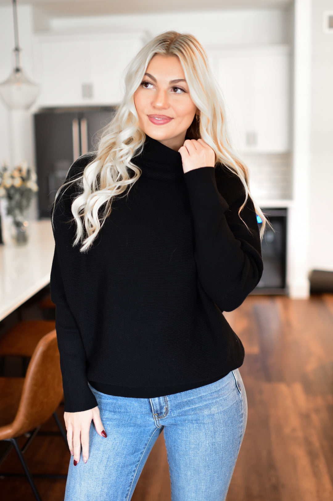 Off-Duty Mock Neck Sweater (Black)