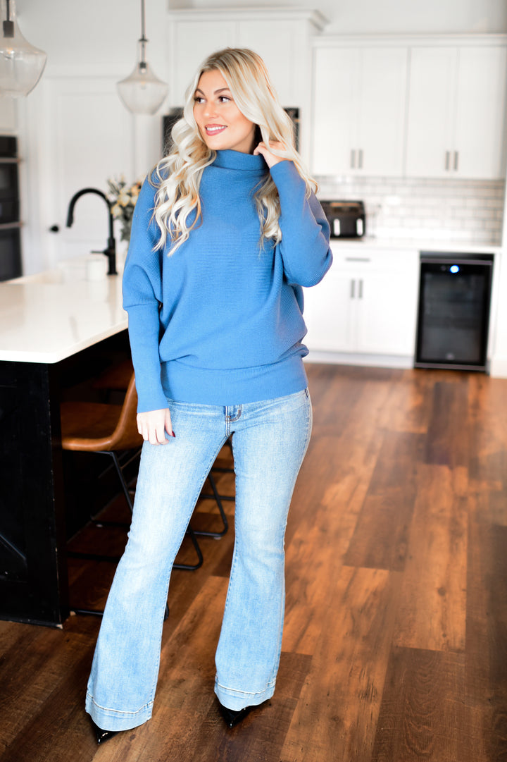 Off-Duty Mock Neck Sweater (Dusty Blue)