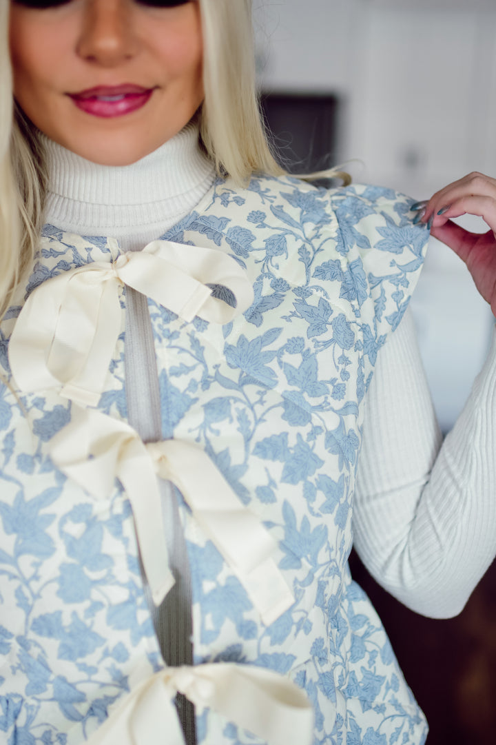Quilted Gardens Floral Vest (Ivory/Blue)