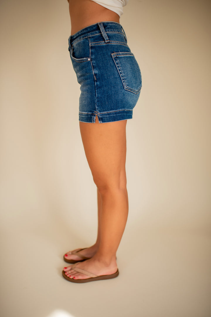 Risen Aspyn Denim Shorts (Dark)