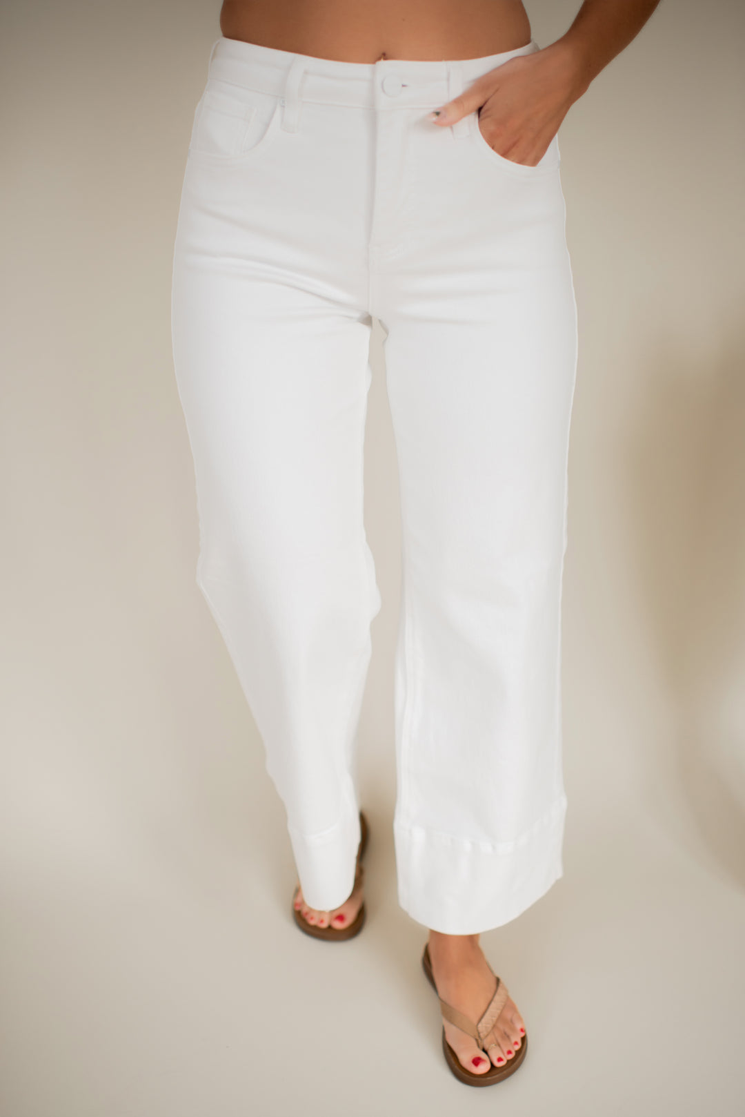 Risen Margot Wide Leg Ankle Jeans (White)