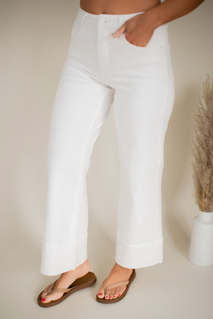 Risen Margot Wide Leg Ankle Jeans (White)