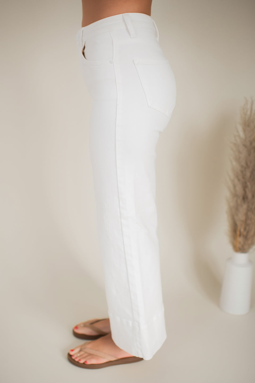 Risen Margot Wide Leg Ankle Jeans (White)