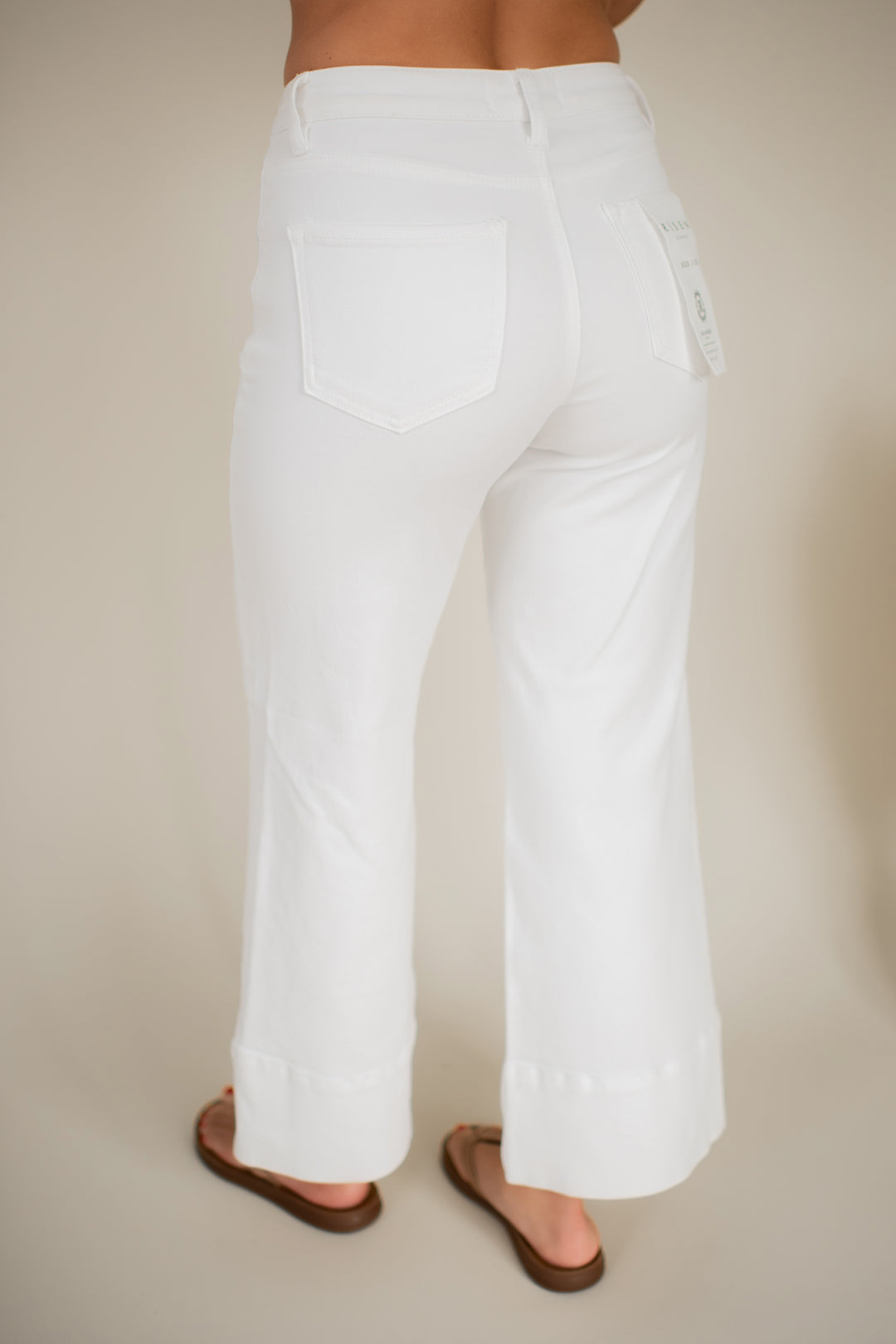 Risen Margot Wide Leg Ankle Jeans (White)