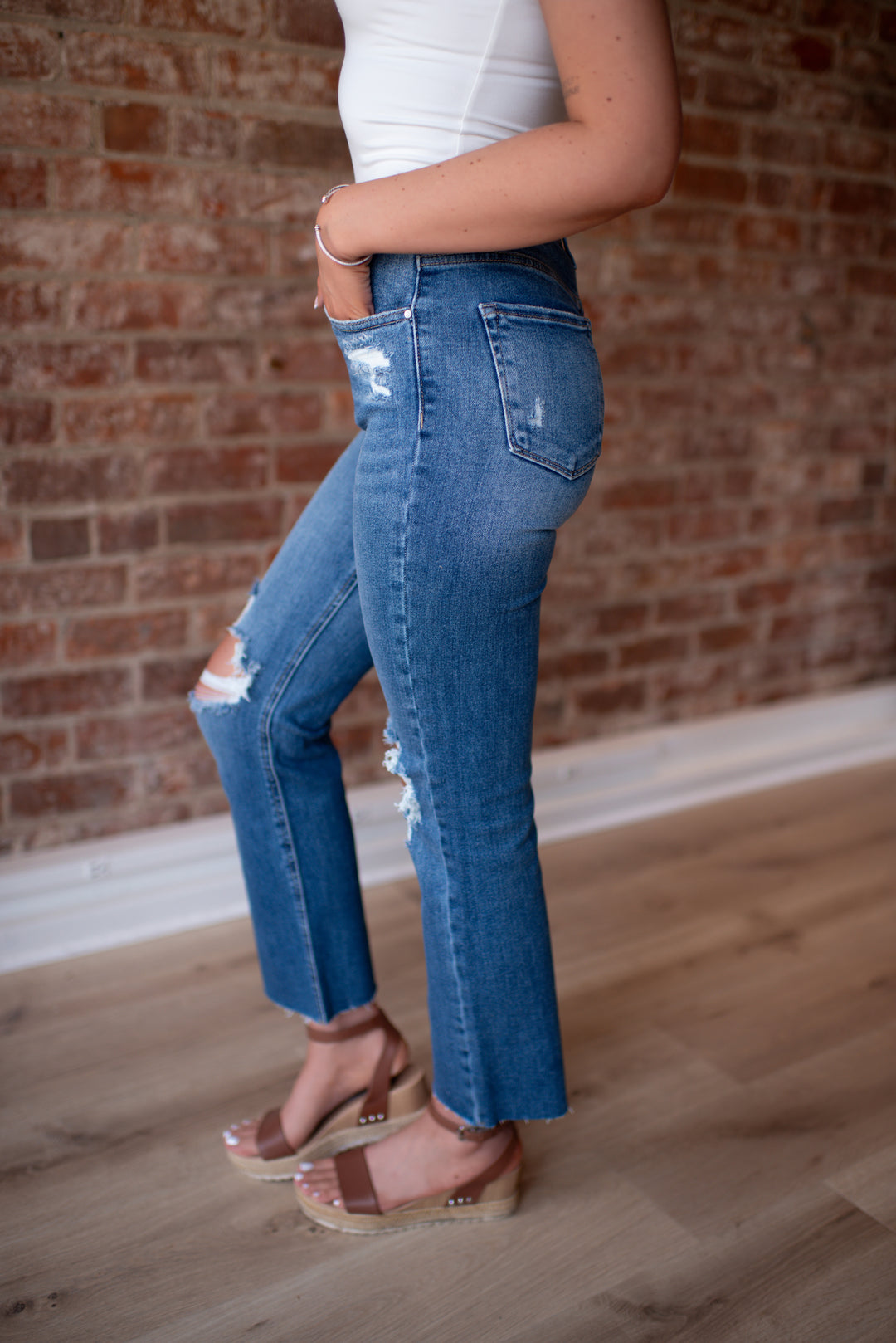 Lylah Distressed Crop Denim (Medium Wash)