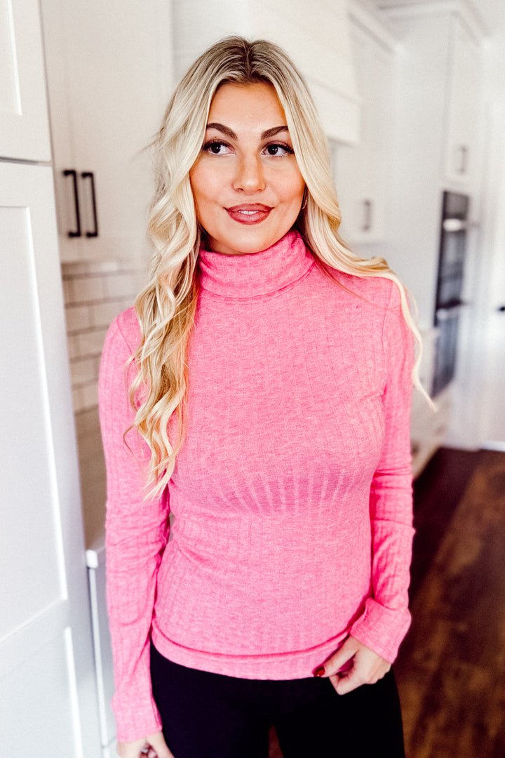 Soft Sculpt Turtleneck (Pink)