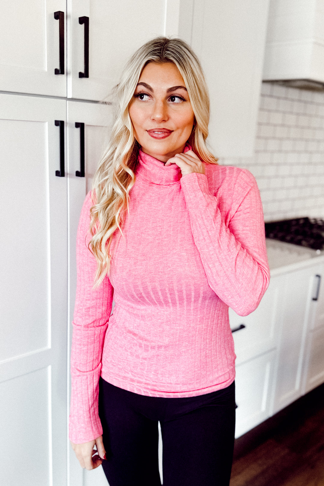 Soft Sculpt Turtleneck (Pink)