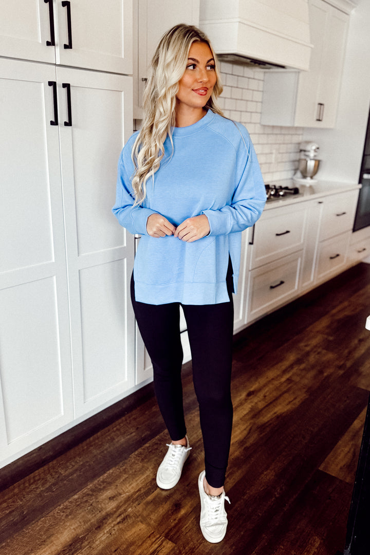 Slit Scuba Pullover (Light Blue)