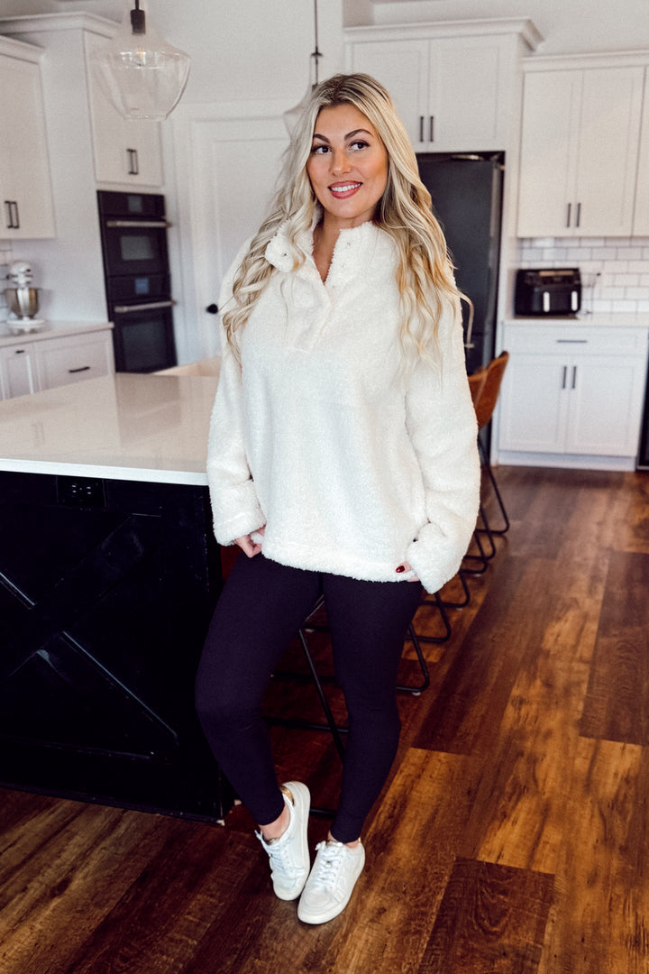 Cozy Cabin Sherpa (Ivory)