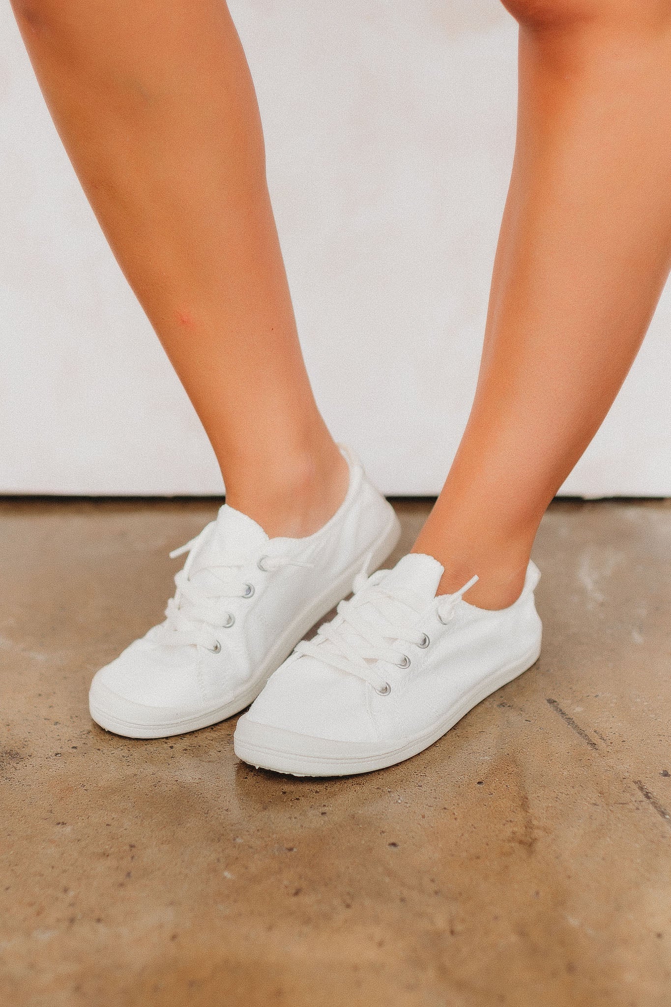 The Kell Sneakers (White)