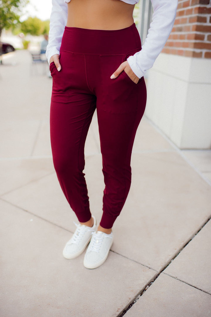 The Core Flex Joggers (Burgundy)