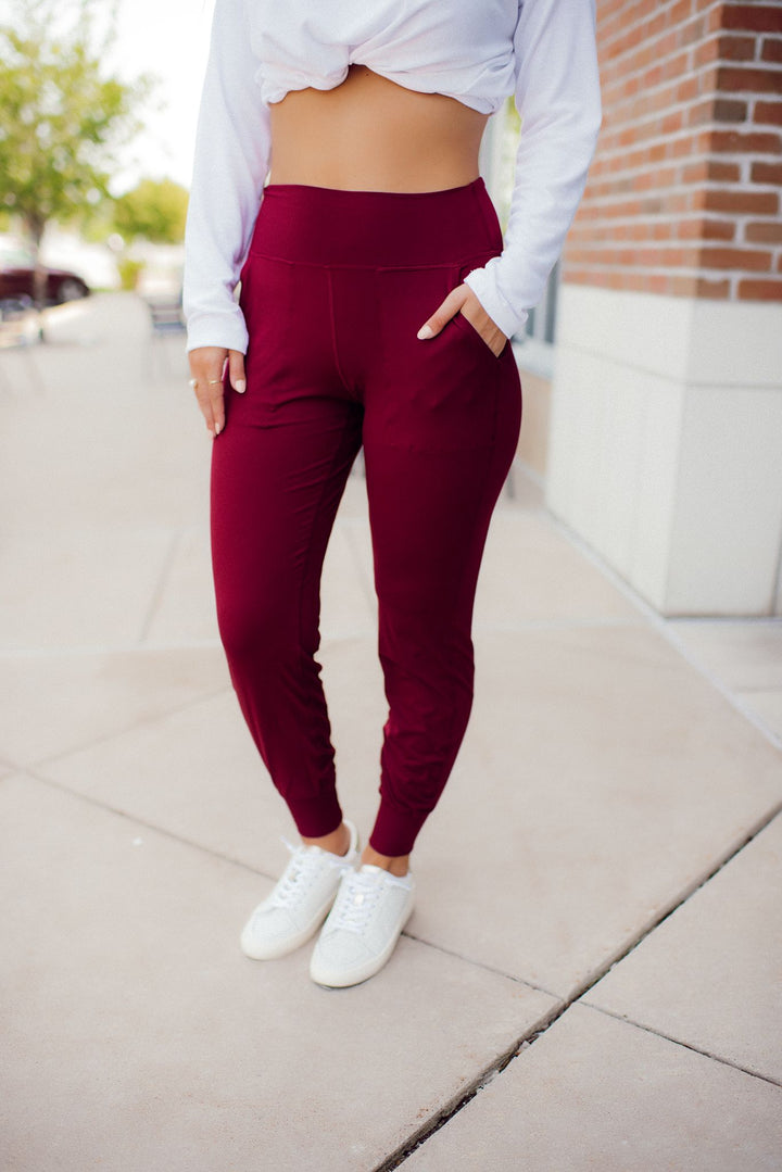 The Core Flex Joggers (Burgundy)