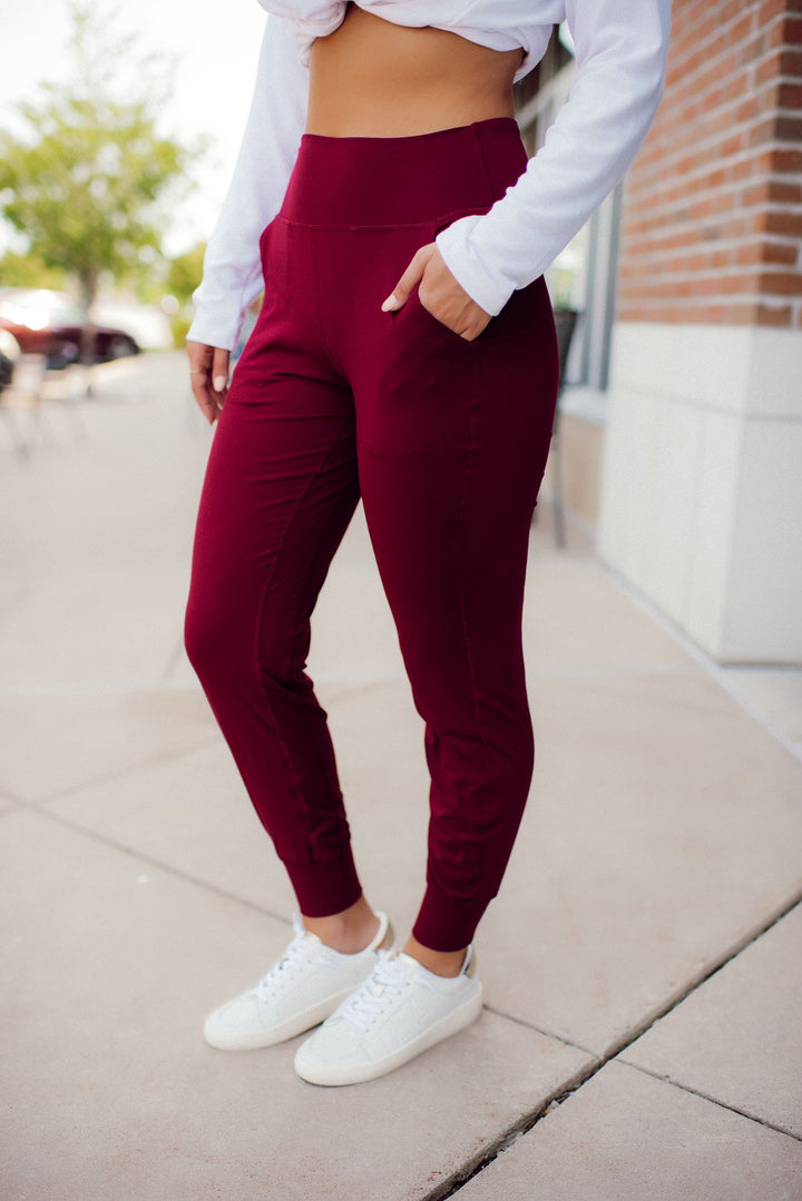 The Core Flex Joggers (Burgundy)