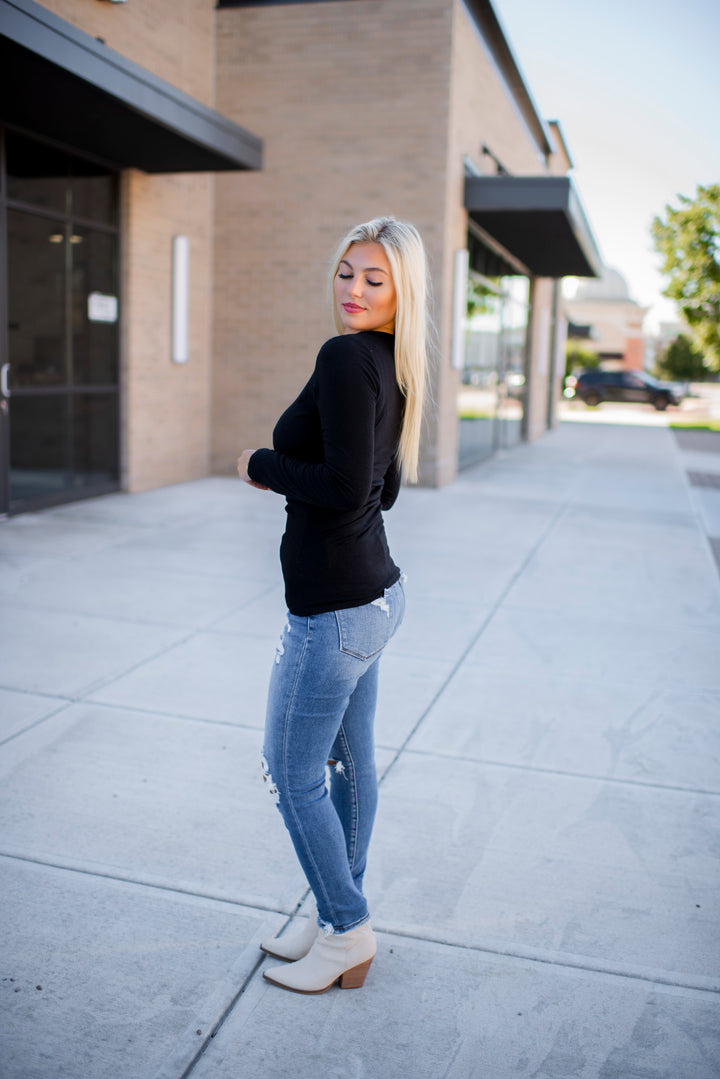 Chance For Love Top (Black)